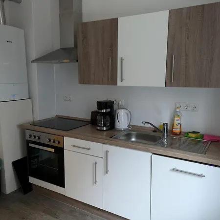 Charmantes Eg-apartment Nahe Suedstrand Und Apartment *